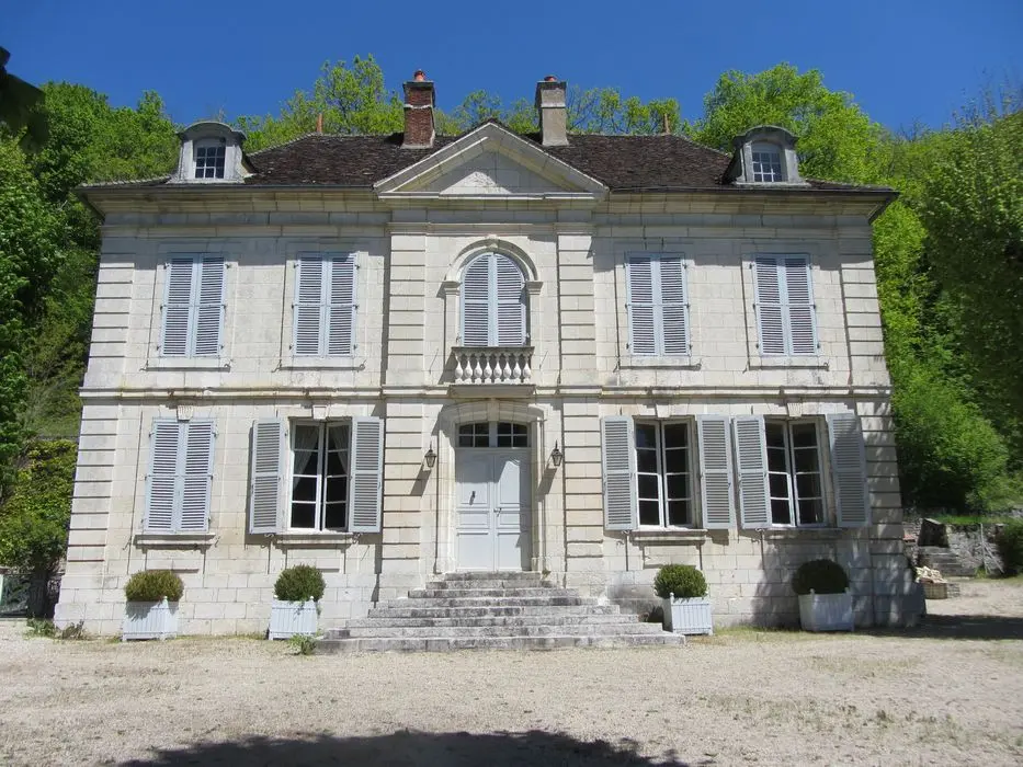 Photo de Maison (ou château) des Ports - POP Plateforme Ouverte du Patrimoine / Base Mérimée - © Ministère de la Culture (France), Direction régionale des affaires culturelles de Bourgogne-Franche-Comté – Diffusion restreinte