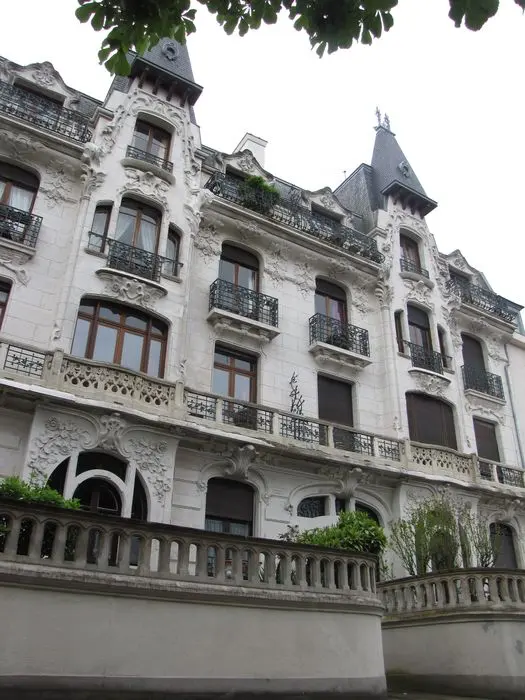 Foto de Art Nouveau Informe Edificio - POP Plateforme Ouverte du Patrimoine / Base Mérimée - © Ministère de la Culture (France), Direction régionale des affaires culturelles de Bourgogne-Franche-Comté – Diffusion restreinte