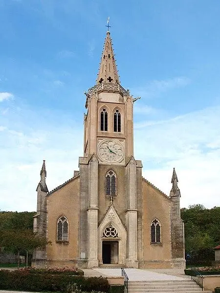 Foto di Chiesa della frazione di Vassy - François GOGLINS - © Creative Commons (https://creativecommons.org/licenses/by-sa/4.0/deed.fr)