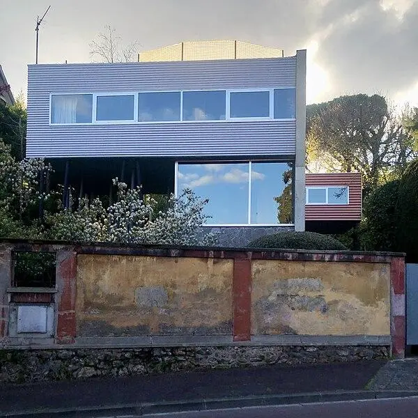 Foto di Villa Dall'ava - Brutarchitekt - © Creative Commons (https://creativecommons.org/licenses/by-sa/4.0/deed.fr)