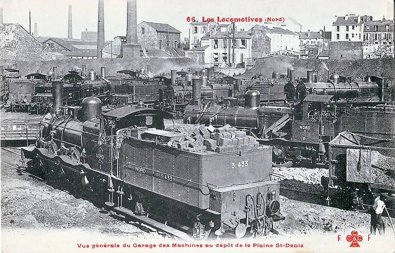 Foto de Antiguos talleres de reparación de SNCF en la llanura - Scanné par Claude Shoshany - © Creative Commons (https://creativecommons.org/licenses/by-sa/4.0/deed.fr)