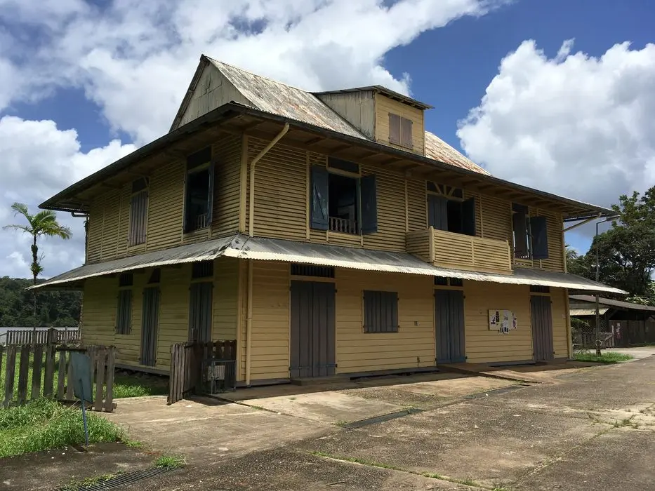 Foto von Die Aubin-Laignée oder die kommunale Ecomusée von Areflouague-Kaw - POP Plateforme Ouverte du Patrimoine / Base Mérimée - © Ministère de la Culture (France), Direction des Affaires Culturelles de Guyane – Tous droits réservés 