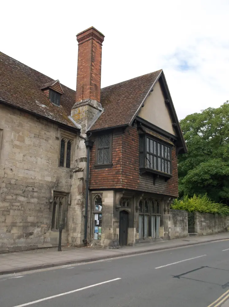 Photo de Maison de l'église incorporant Audley House - Historic England