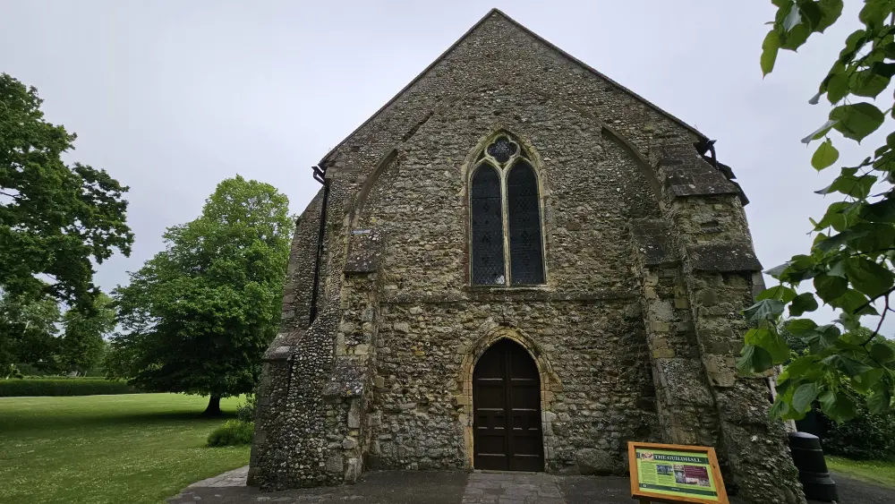 Photo de Chancel de l'Église des Frères gris - Historic England