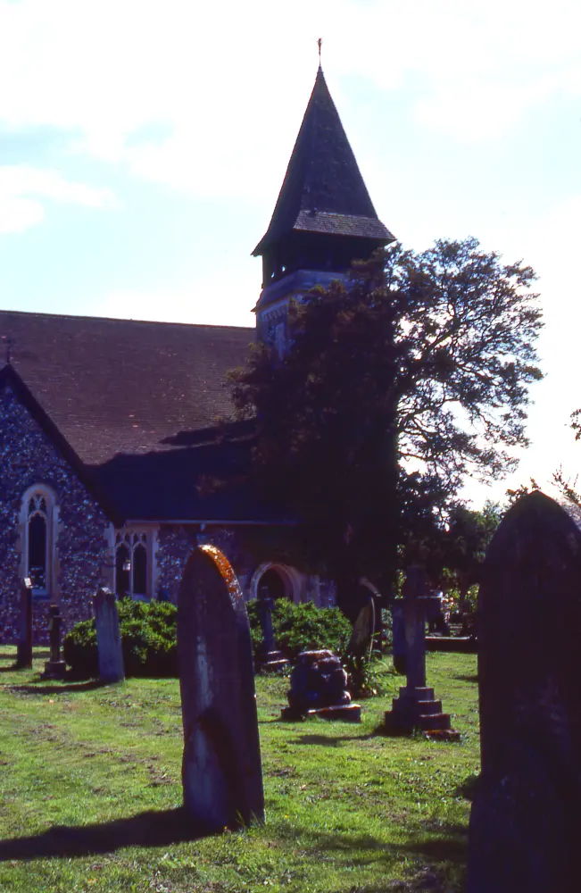 Foto di Chiesa di Santa Maria - Historic England / James Bryant
