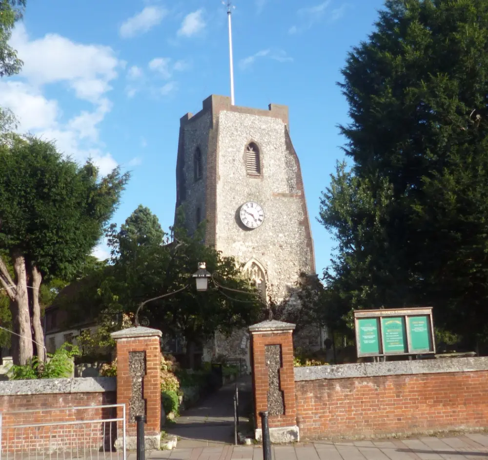 Foto di Chiesa di Santa Maria - Historic England / C Davis