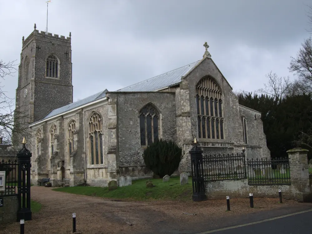 Foto di Chiesa di San Michele l'Arcangelo - Historic England / Ken Hamilton
