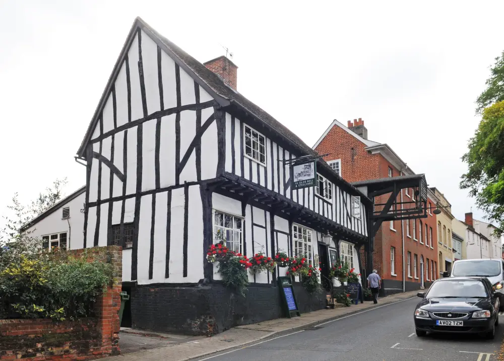 Foto von Die alte Glocke und das Steelyard Inn - Historic England