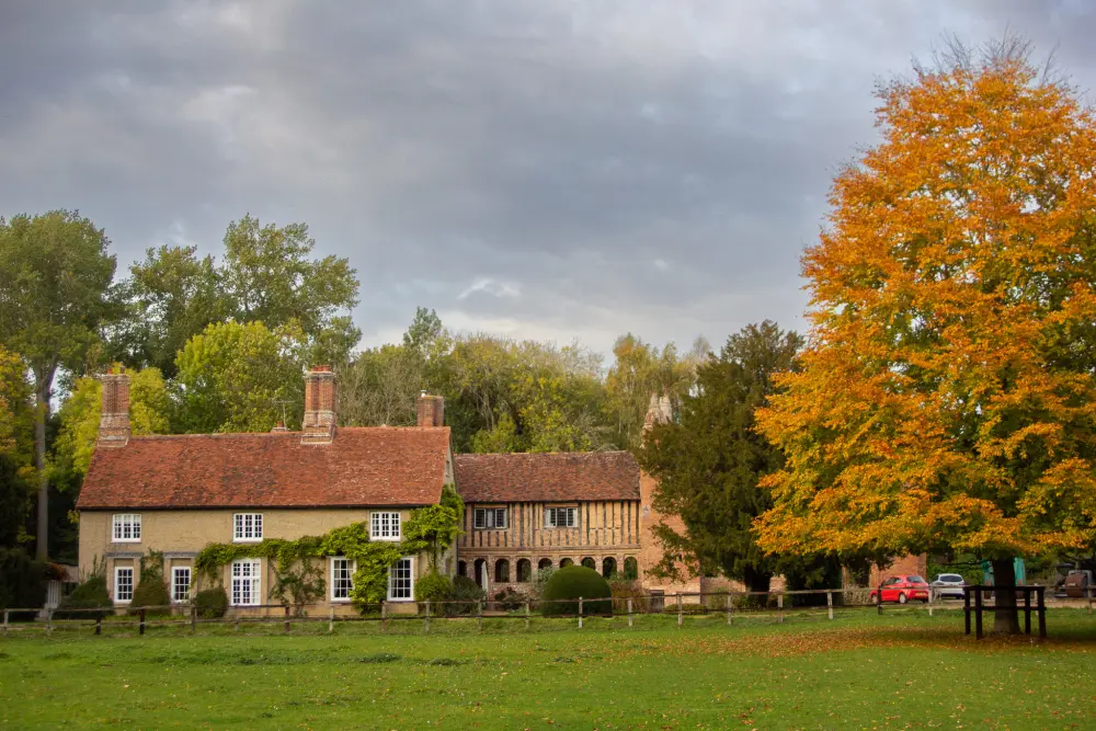 Foto von West Stow Hall - Historic England / Alasdair Massie