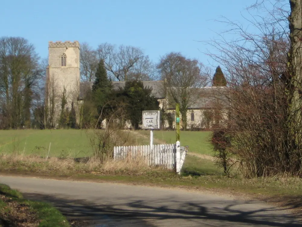 Foto de Iglesia de San Pedro - Historic England / Richard Ley