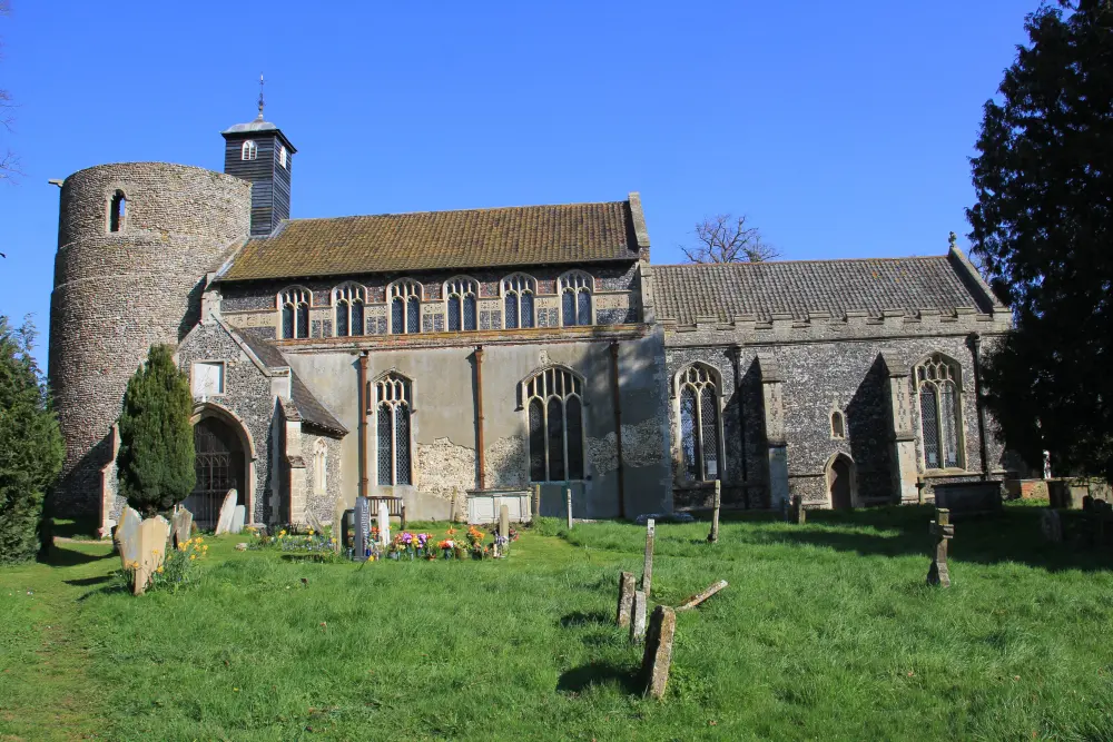 Foto de Iglesia de Santa María la Virgen - Historic England / Julie Potton