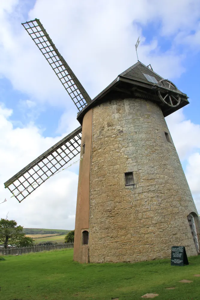 Photo de Moulin à vent de Bembridge - Historic England