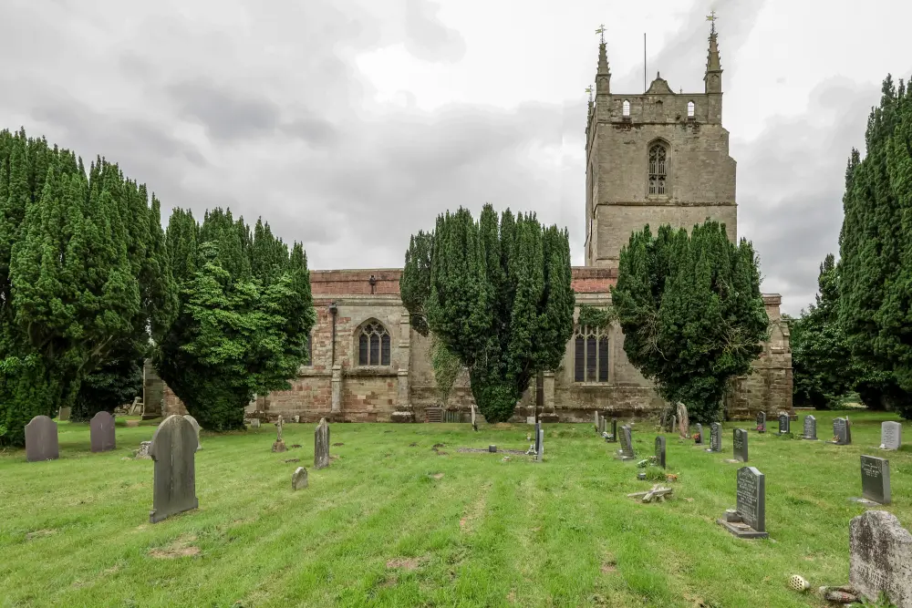 Foto von Kirche von St. Edith - Historic England / Selwyn Ray
