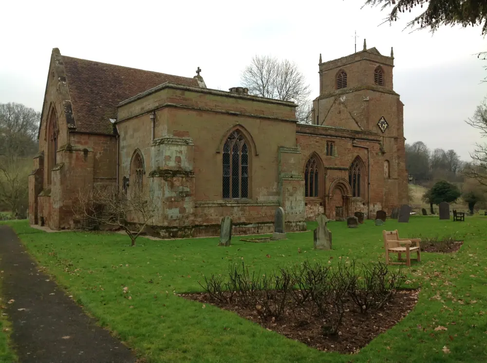 Foto von Kirche der Heiligen Maria - Historic England / David Lovell