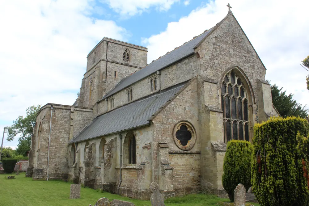 Photo de Église de St Peter et St Paul - Historic England