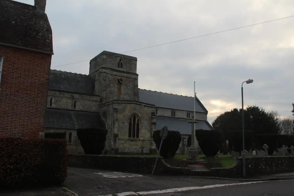 Photo de Église de St Peter et St Paul - Historic England
