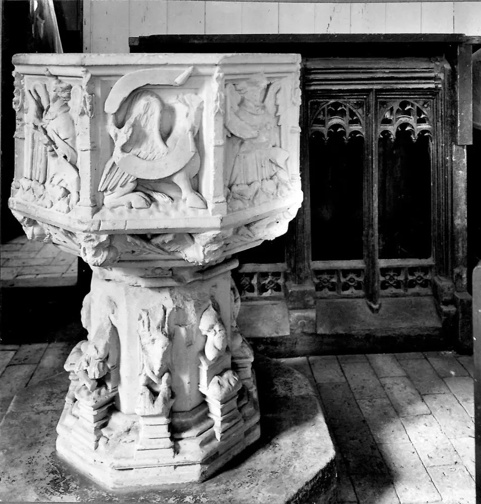 Foto von Kirche aller Heiligen - Historic England