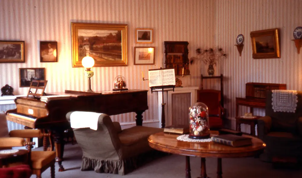 Photo de Maison en bas de la maison - Historic England