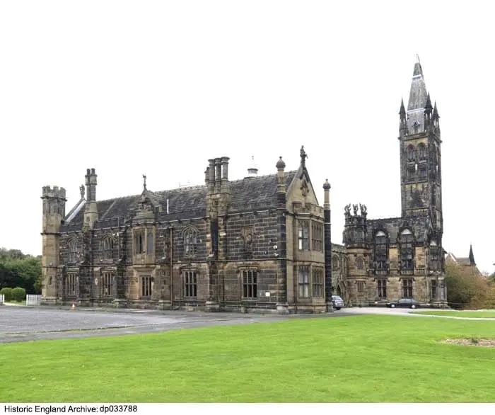 Photo de Scarrisbrick Hall à 392 127 - Historic England
