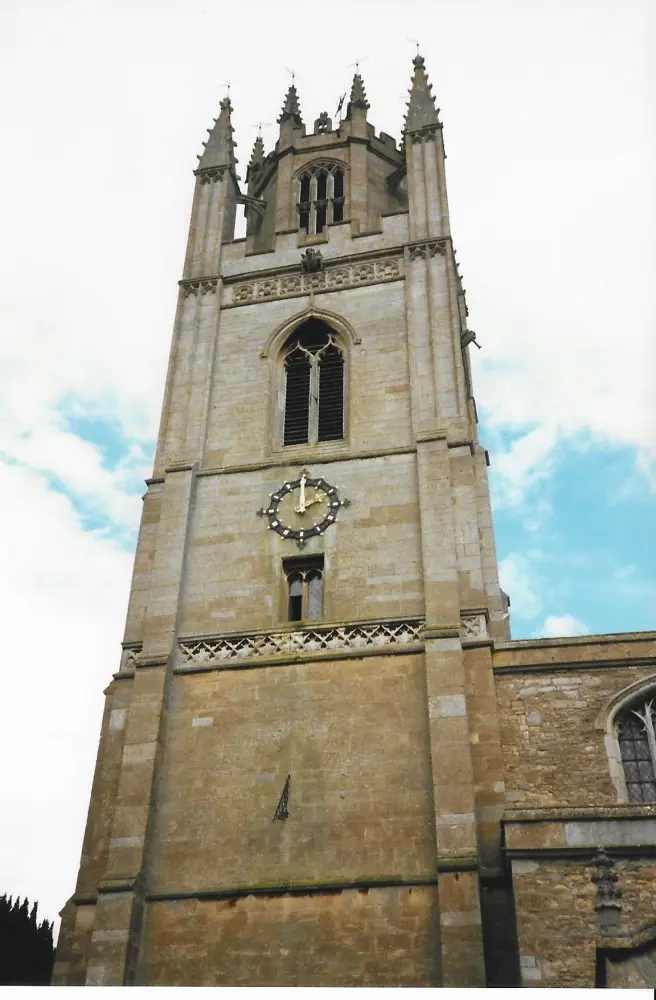 Photo de Église de St Peter - Historic England