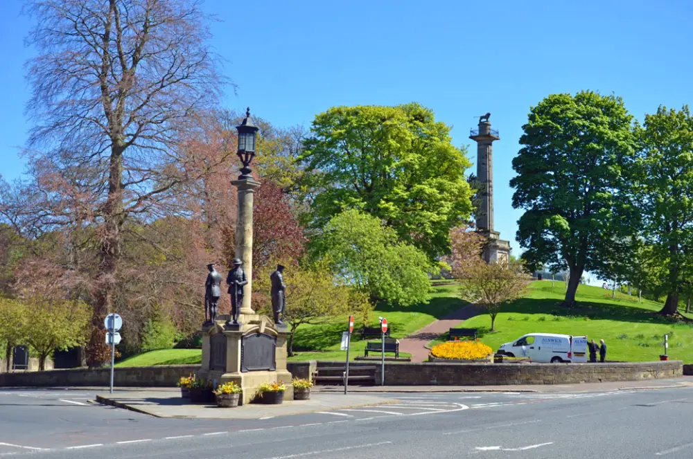 Photo de Colonne de tenue Percy - Historic England