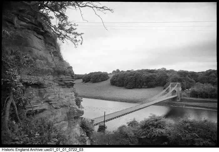 Photo de Union Suspension Bridge (cette partie en Angleterre) - Historic England