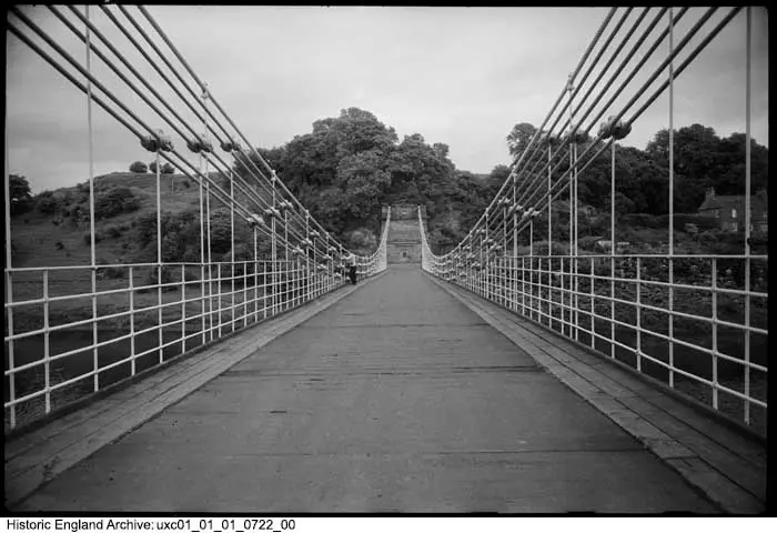 Photo de Union Suspension Bridge (cette partie en Angleterre) - Historic England