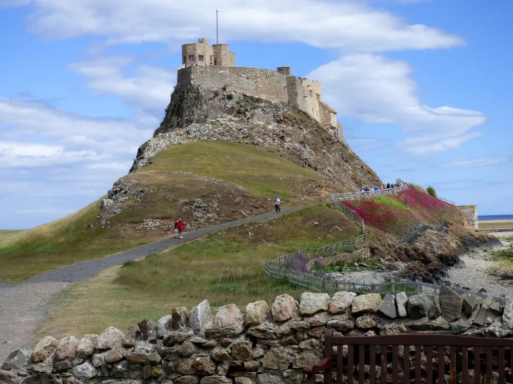 Foto di Castello di Lindisfarne - Historic England / Sandy Gerrard