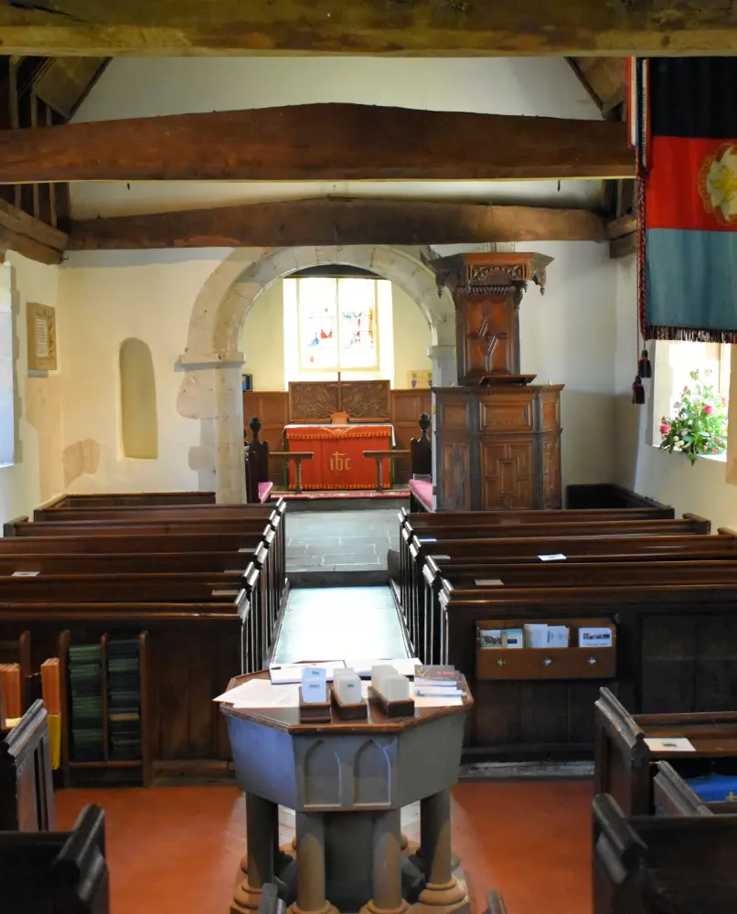 Foto di Chiesa di San Nicola - Historic England