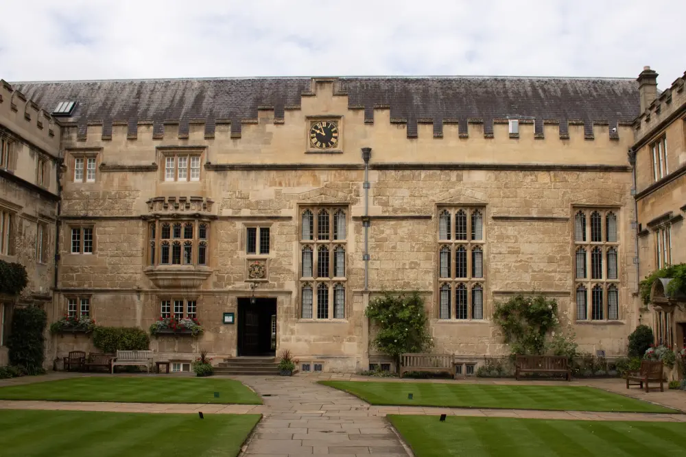 Foto di Jesus College, West Range, First Quadrangle - Historic England