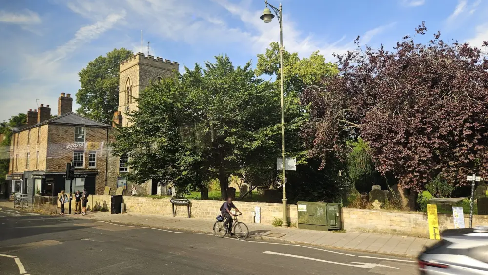 Foto di Chiesa di St Giles - Historic England