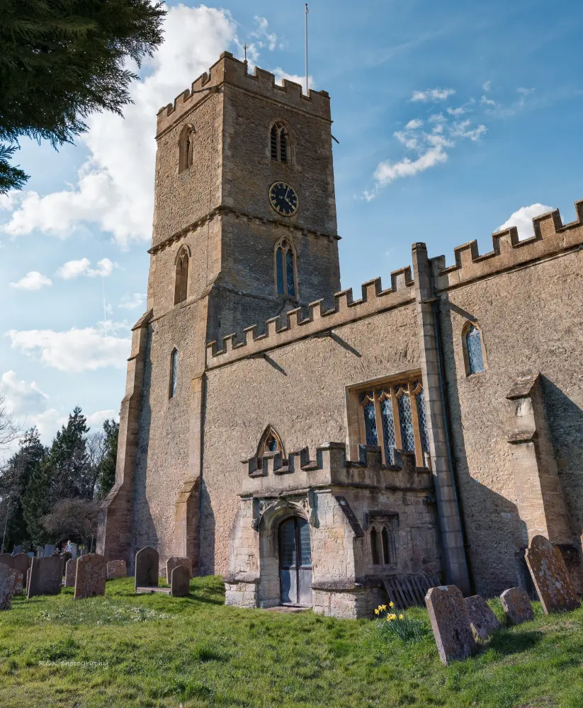 Foto de Iglesia de St Denys - Historic England