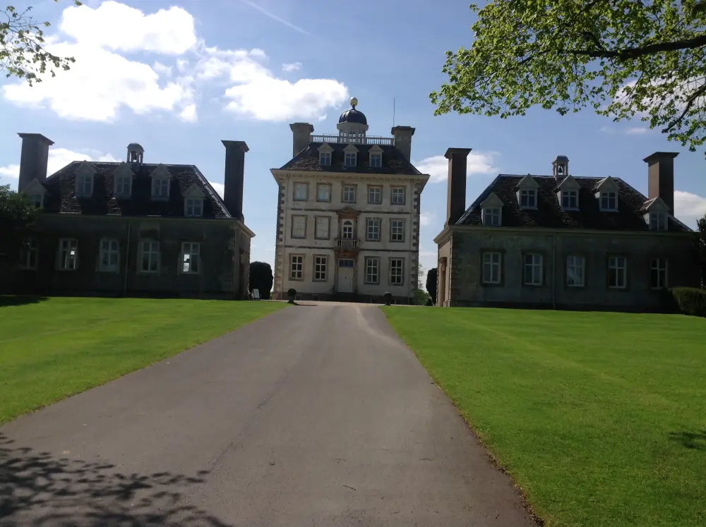 Foto de Ashdown House, pabellón de aproximadamente 20 metros al noreste - Historic England