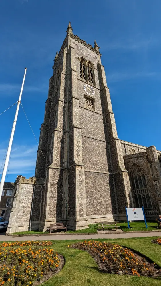 Photo de Église paroissiale de St Peter et St Paul - Historic England