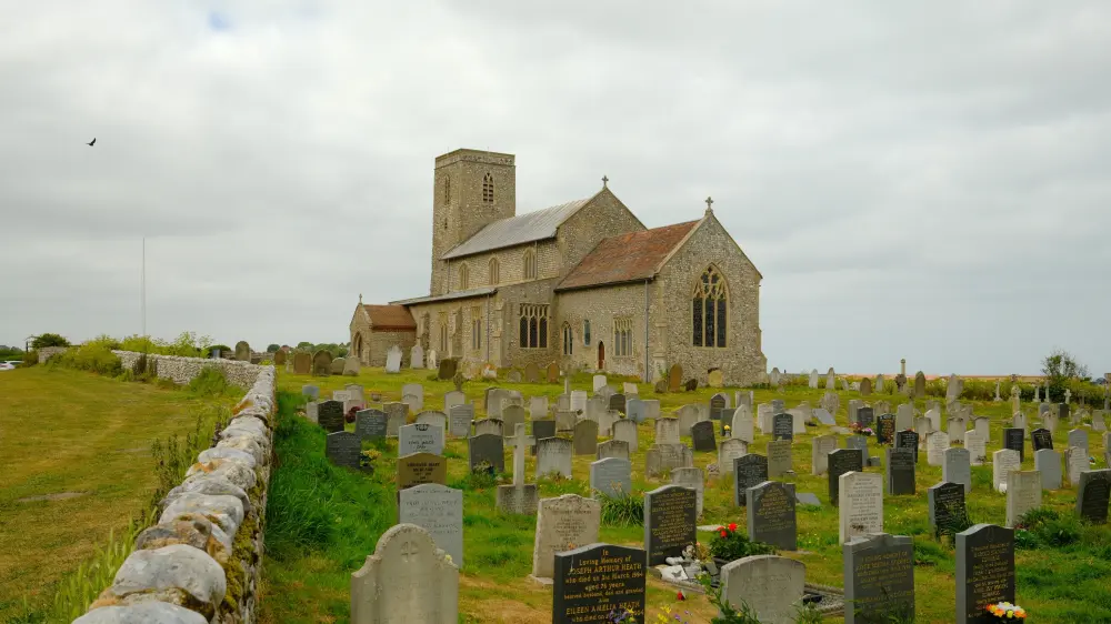 Foto de Iglesia de todos los santos - Historic England