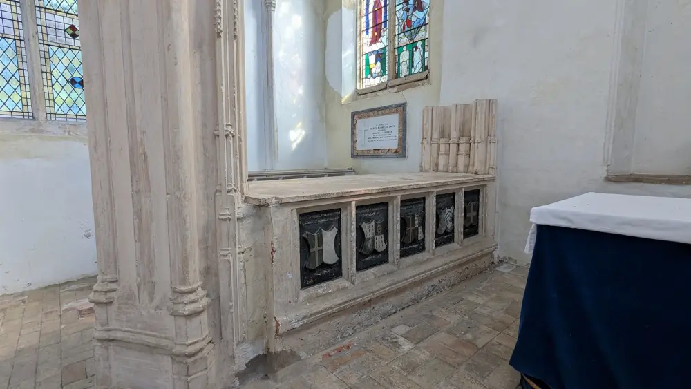 Foto de Iglesia de Santa María - Historic England