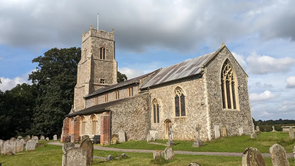 Foto de Iglesia de Santa María - Historic England