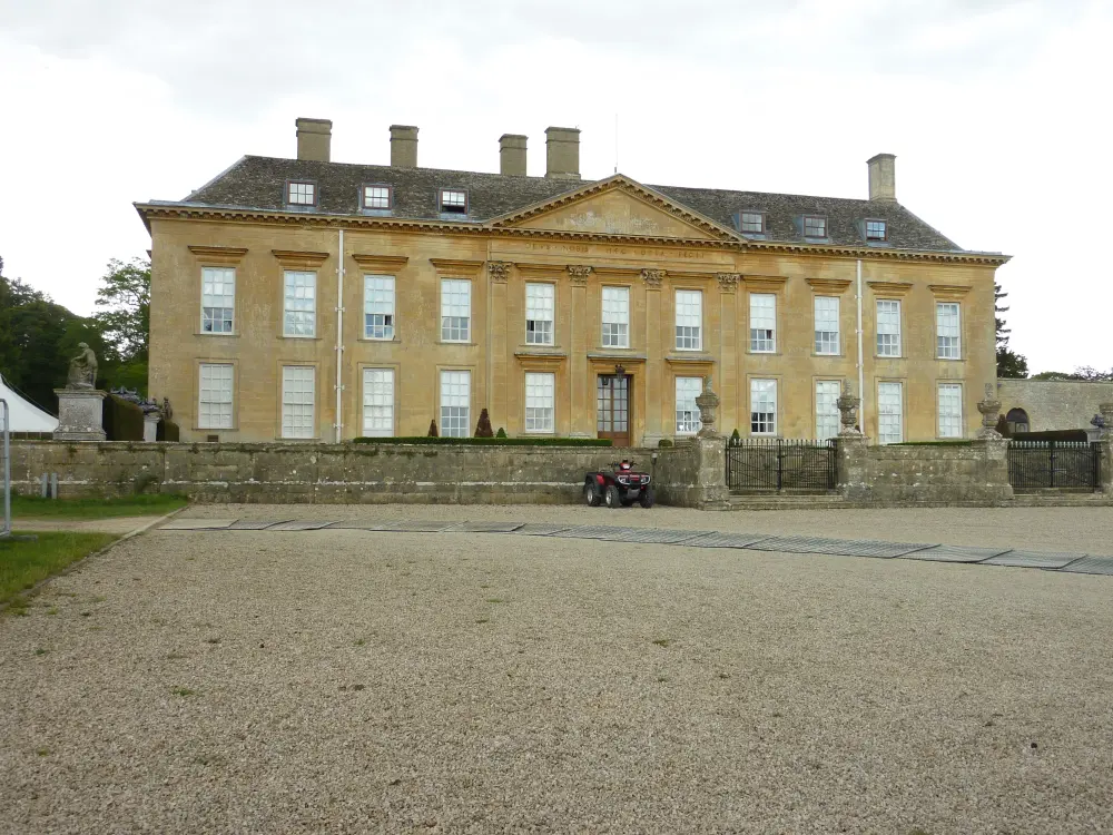 Foto de Casa de Cornbury - Historic England