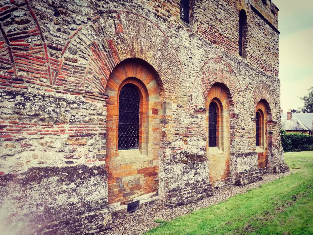 Foto de Iglesia de todos los santos - Historic England