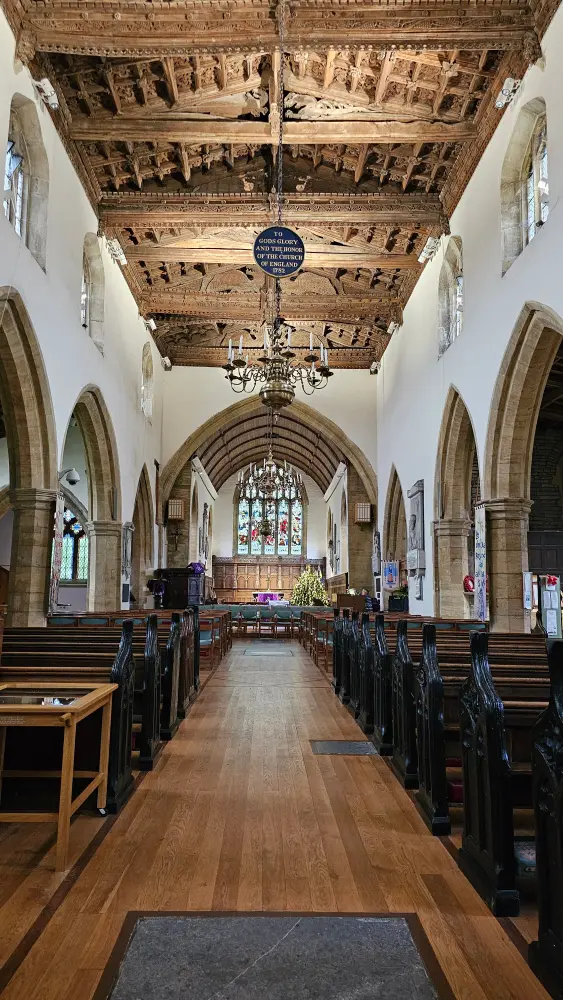 Photo de Église de St Michael et tous les anges - Historic England