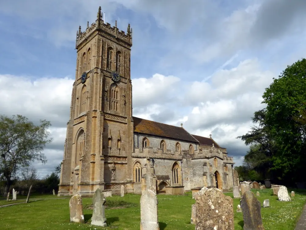 Foto de Iglesia de San Martín - Historic England