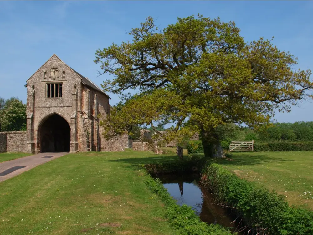 Foto de Cleeve Abbey, restos de la abadía cisterciense de St Mary cubriendo unos 28 acres - Historic England / Paul Adams