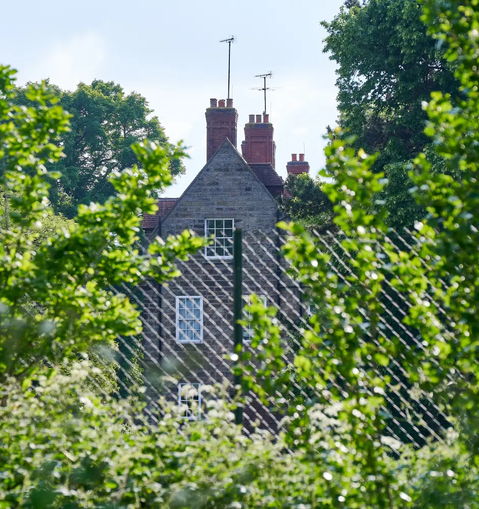 Photo de REPTON HALL AVEC AVANT TOUR AUTORES, REPTON SCHOOL - Historic England