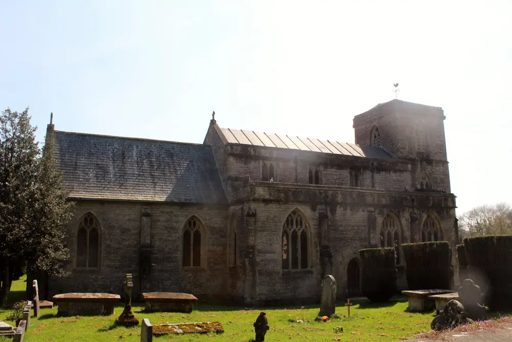 Foto de Iglesia de todos los santos - Historic England / David Lovell