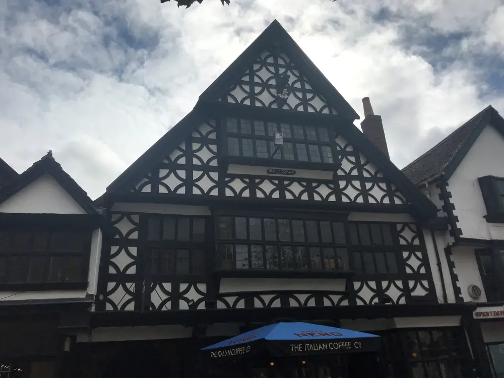 Foto de No. 15 Fore Street and Cottage en la parte trasera - Historic England