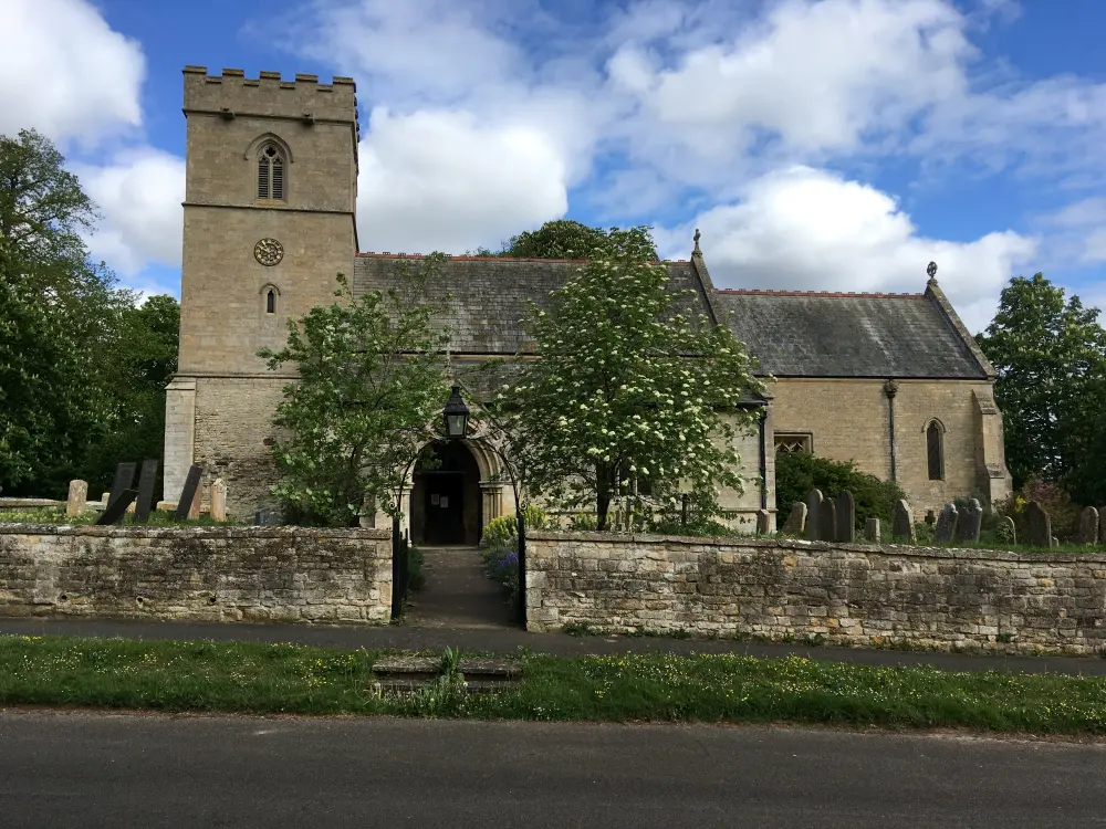 Foto de Iglesia de San Nicolás - Historic England