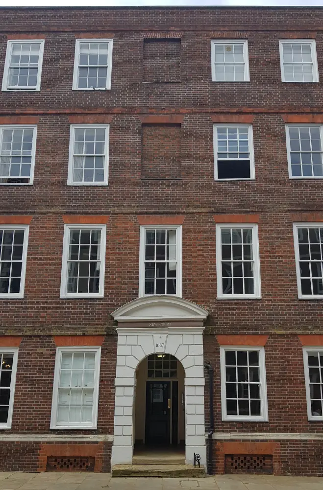 Photo de Chambres du côté ouest de la nouvelle cour - Historic England