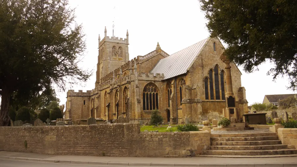 Foto de Iglesia de todos los santos - Historic England / David Lovell