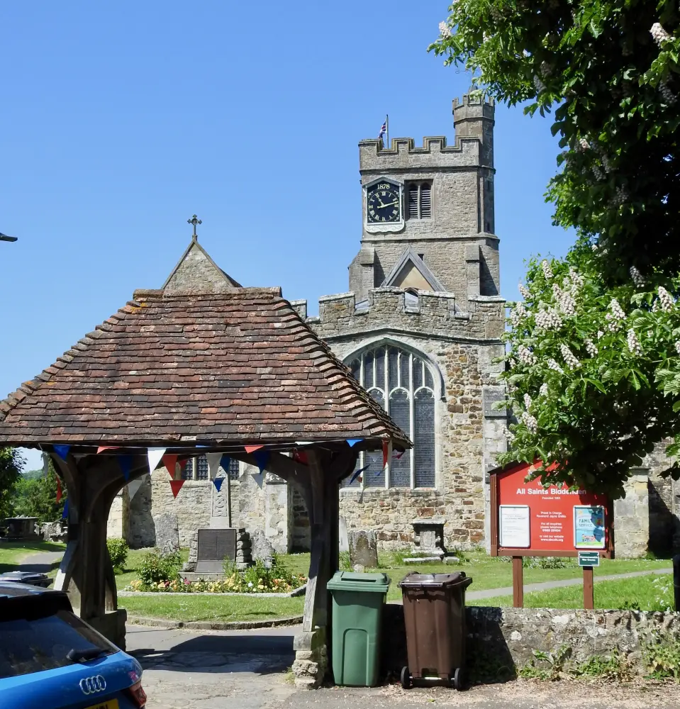 Foto de Iglesia parroquial de todos los santos - Historic England