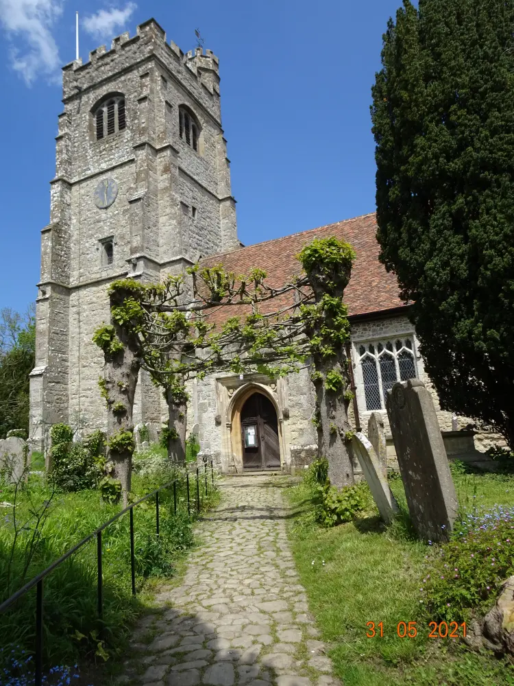 Foto de Iglesia de St. James - Historic England